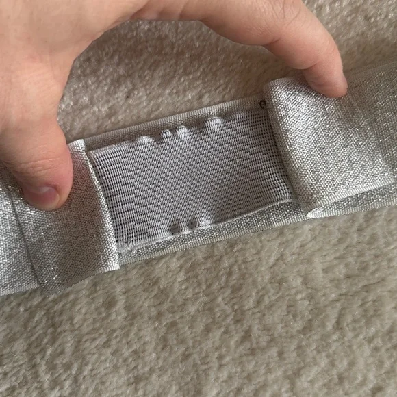 Givenchy Metallic Ribbon - Picture 3 of 7